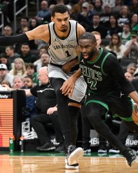 塔图姆：不认同杰伦·布朗被驱逐的判罚 这可是全美直播的比赛